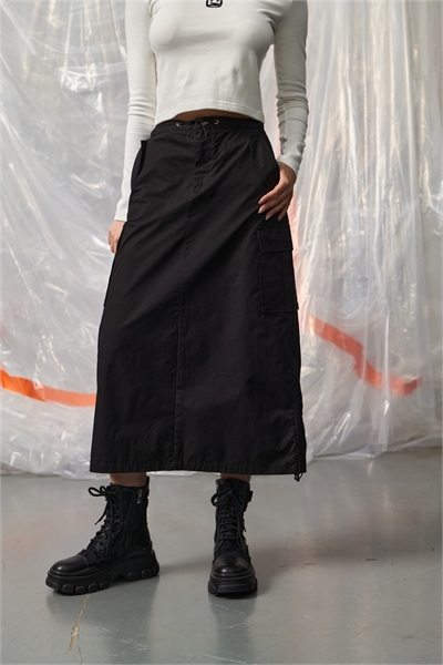 {{productViewItem.photos[photoViewList.activeNavIndex].Alt || productViewItem.photos[photoViewList.activeNavIndex].Description || 'Юбка T WEAR'}}